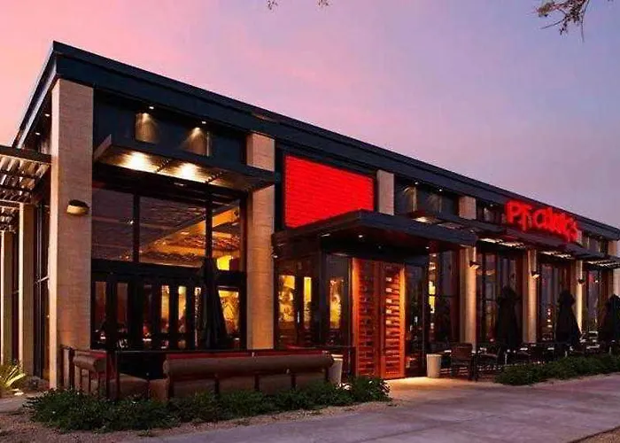 Courtyard North / Happy Valley Hotel 3*