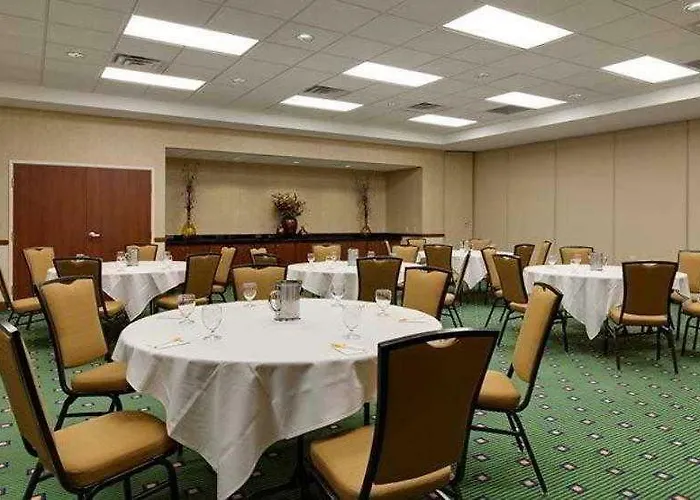 Courtyard North / Happy Valley Hotel 3*